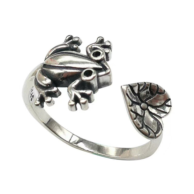 Retro-style Diamond-studded Frog Ring With An Antiqued Finish And Adjustable Opening