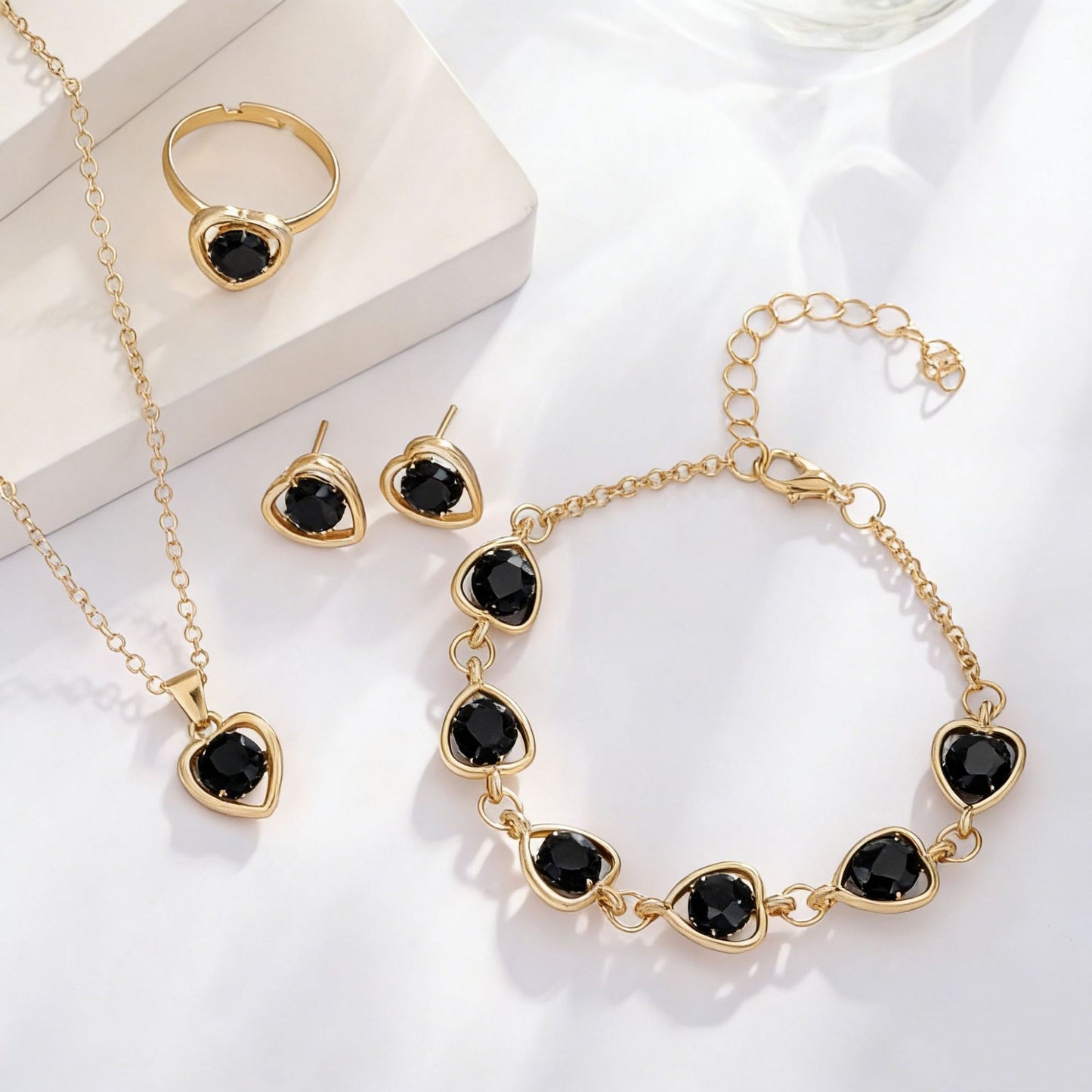 European And American-style Crystal Heart Charm Necklace Earrings Ring And Bracelet Four-Piece Set