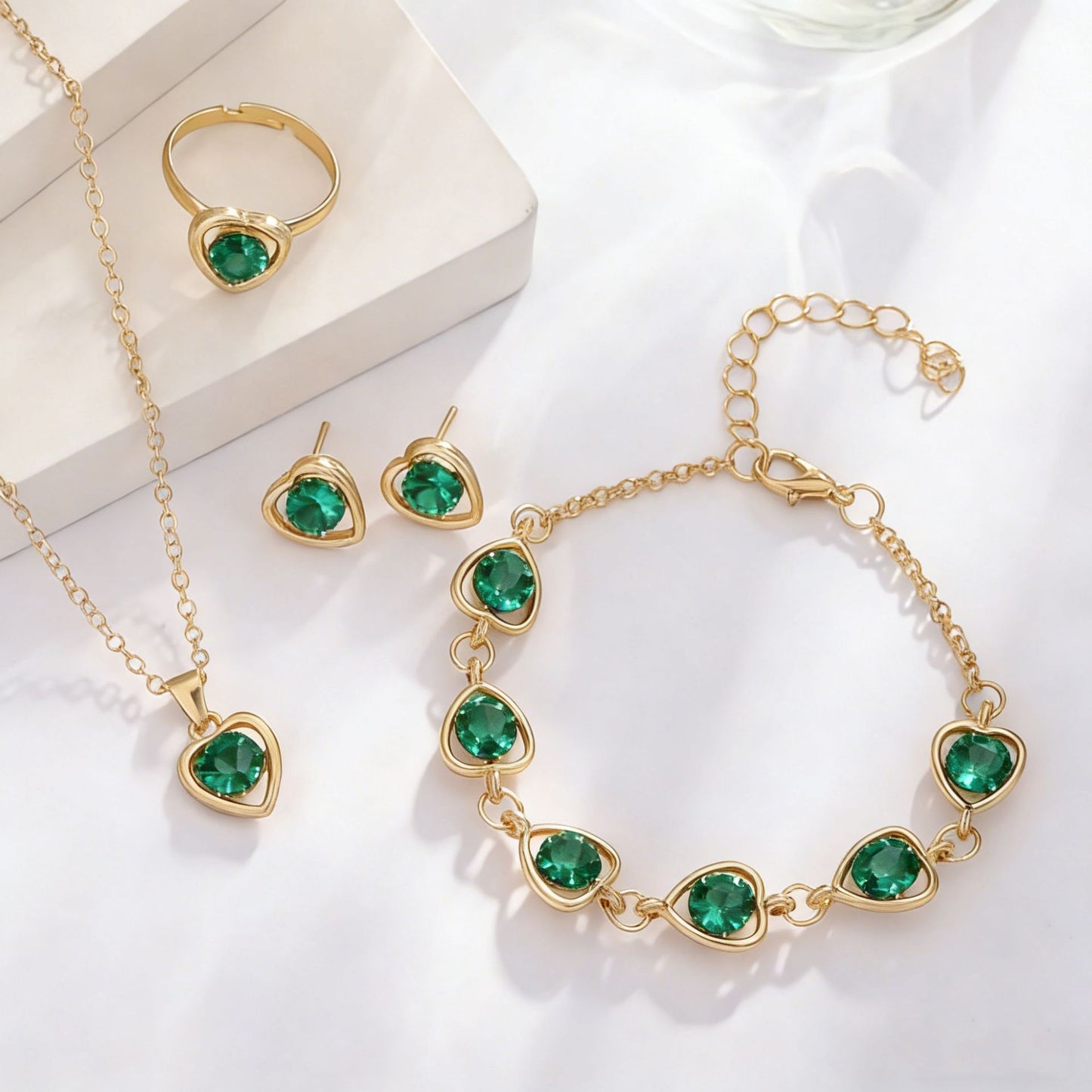 European And American-style Crystal Heart Charm Necklace Earrings Ring And Bracelet Four-Piece Set