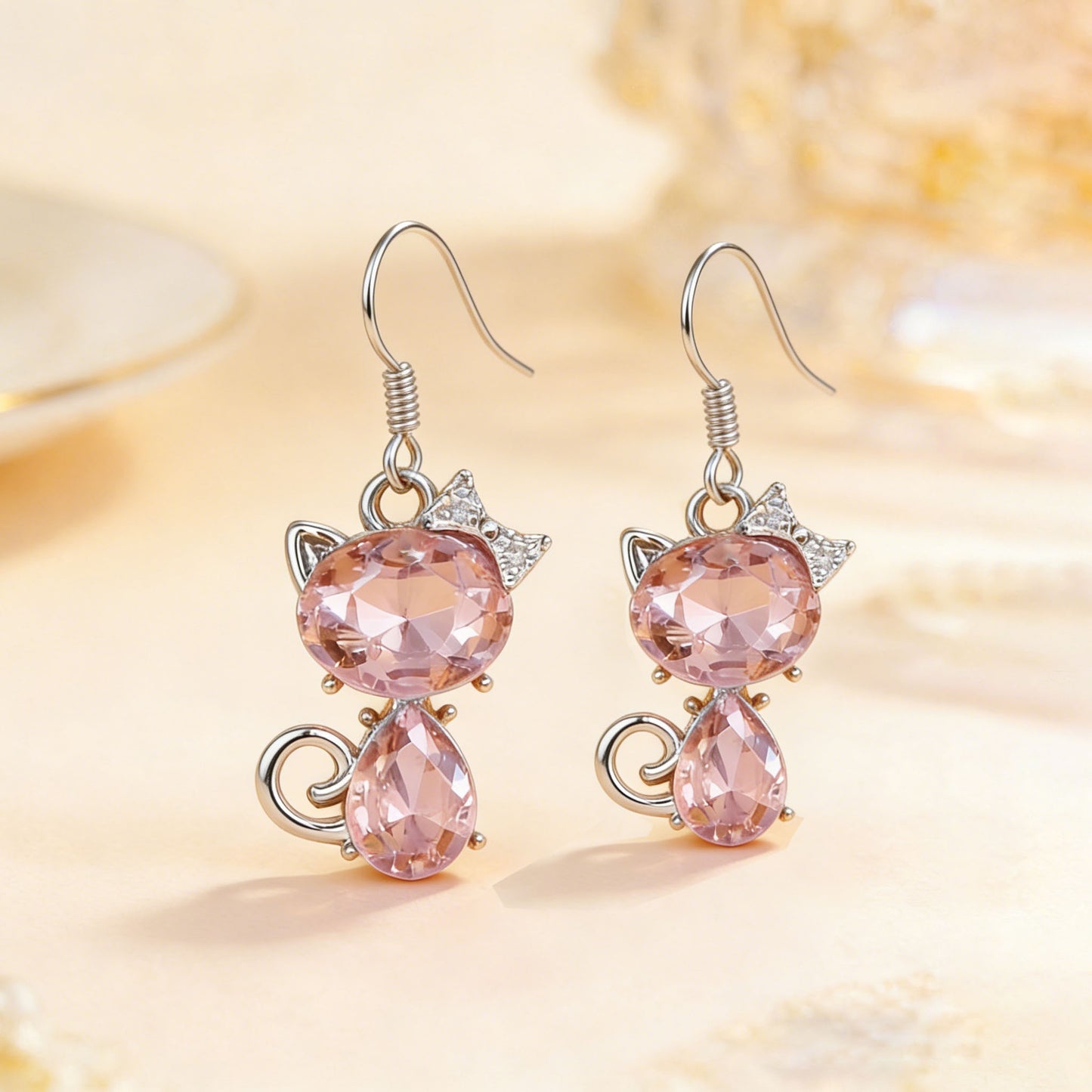 Creative Heart-Shaped Crystal Cat Pendant Earrings
