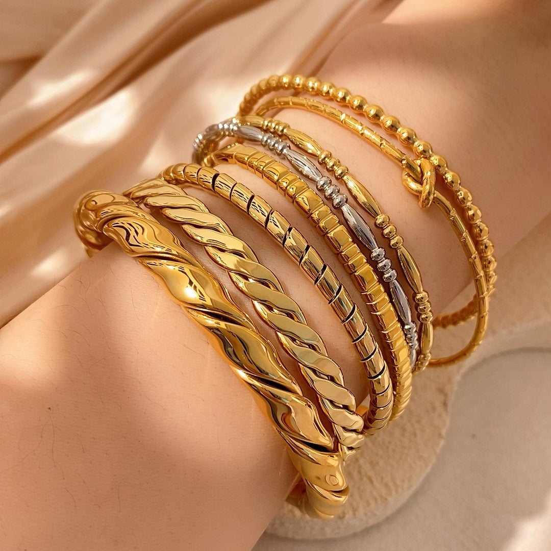 Personalized Patterned Bracelet For Women Elegant Geometric Layering Bangle In Solid Colors