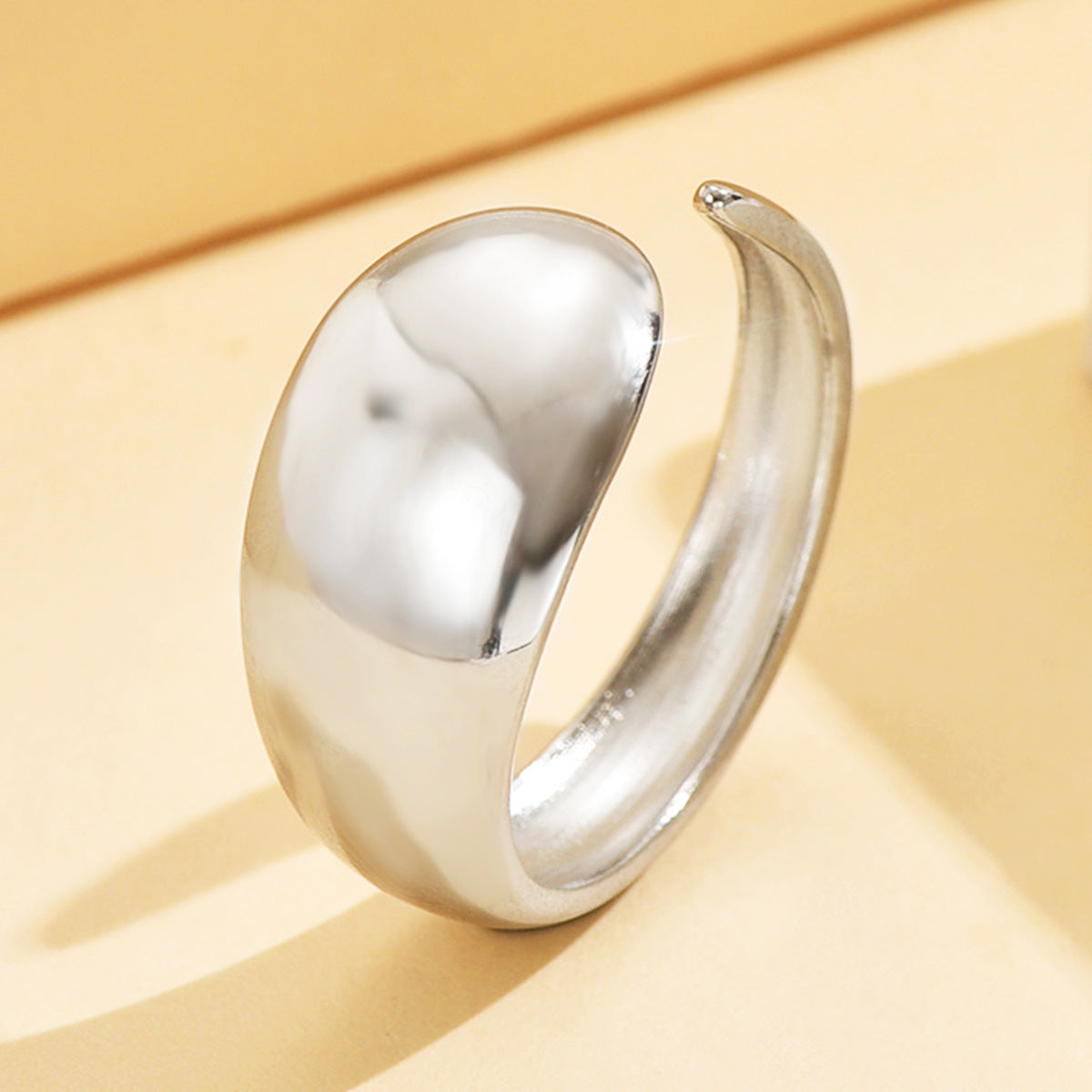 Stainless Steel Ring For Women Metal Hydraulic Vacuum-plated Gold Jewelry